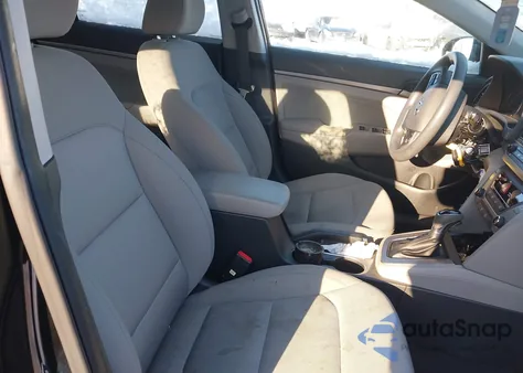 2017 Hyundai Elantra Se из США, поврежденный, VIN KMHD84LF4HU426002